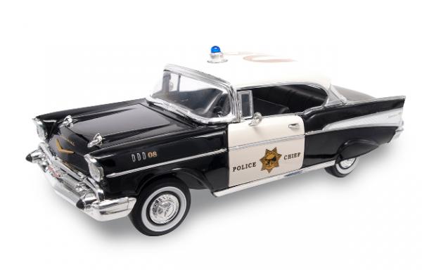 R/LEGENDS \'57 CHEVY BEL AIR POLICE 1/18