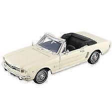 MOTORMAX FORD MUSTANG CONV. WHITE 64
