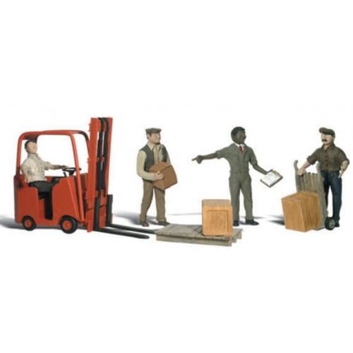 WOODLAND WORKERS W/FORKLIFT