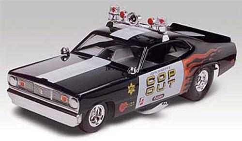 REVELL PLYMOUTH DUSTER COP