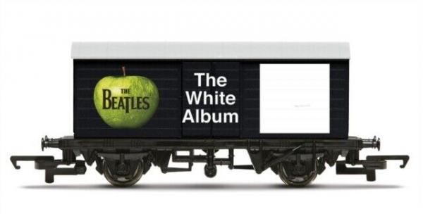 HORNBY BEATLES WHITE ALBUM WAGON