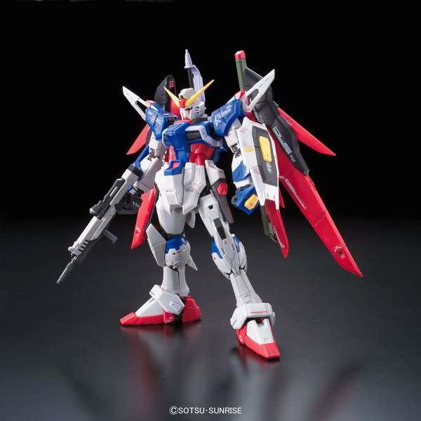 BANDAI RG GUNDAM DESTINY 1/144