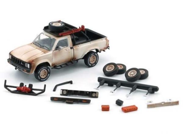 BM 1/64 1980 TOYOTA HILUX N60/N70 WHITE