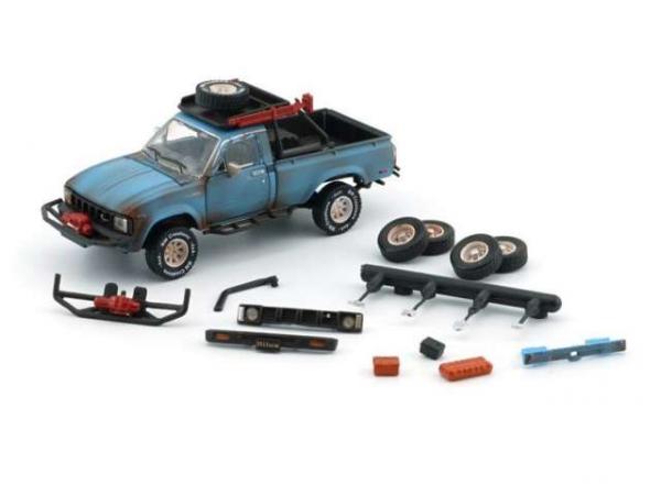 BM 1/64 1980 HILUX N60/N70 BLUE RUSTY