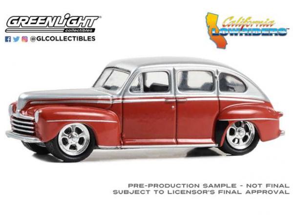 GREENLIGHT 1/64 \'47 FORD FORDOR SILVER