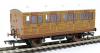 HORNBY GNR 4 WHL COACCH 1ST W/LIGHTS
