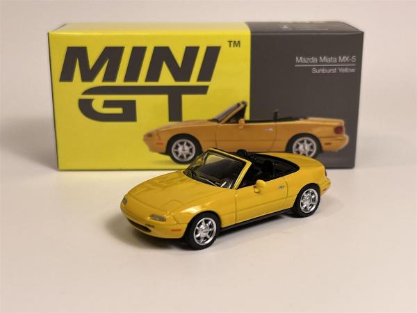 GT 1/64 MAZDA MX-5 MIATA YELLOW