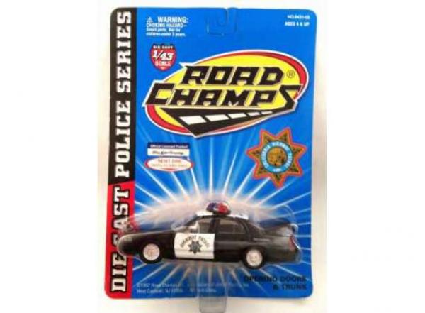 ROADCHAMP 1/43 \'98 CROWN VICT. PATROL